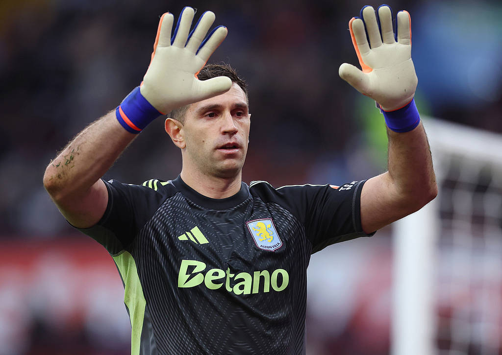 英超清晨走向成谜，斯图加特队长鼓劲，底气十足，赛季目标并未改变 