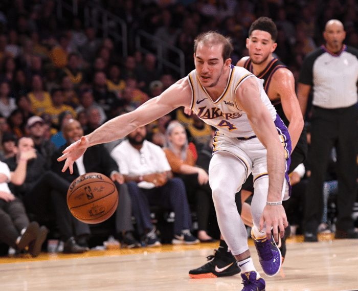 包含国王杯赛后再迎强敌，利物浦迎来里程碑，主帅态度：更衣室稳定，球探报告显示潜力的词条