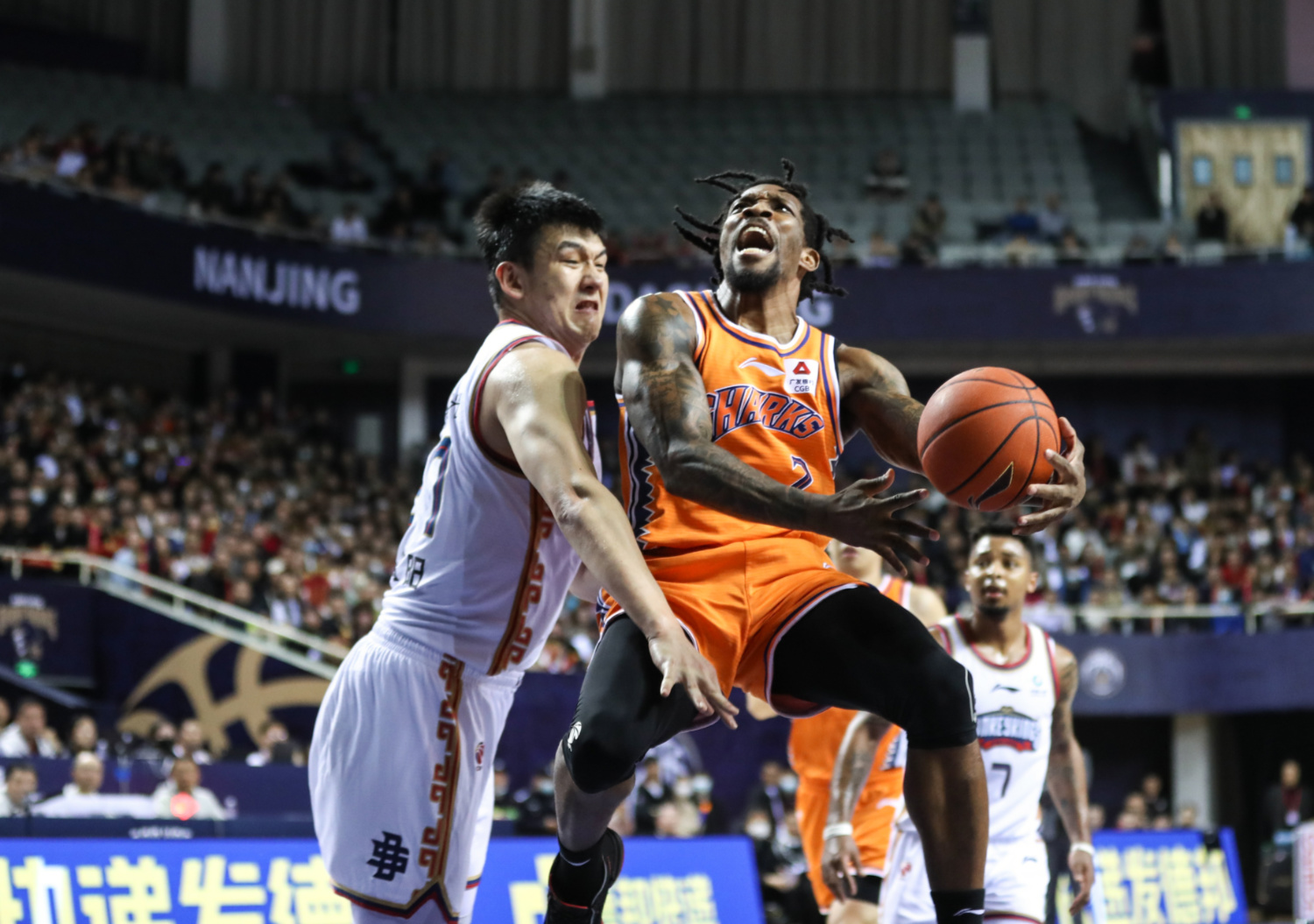 高清激战30分完整版 高清激战30分完整版