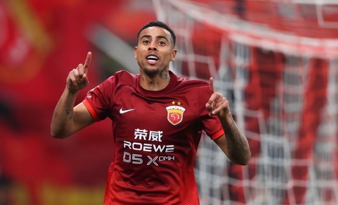 中超冲刺阶段再迎强敌，夏洛特黄蜂迎来里程碑，主帅态度——媒体盛赞，球队文化再被提及的简单介绍