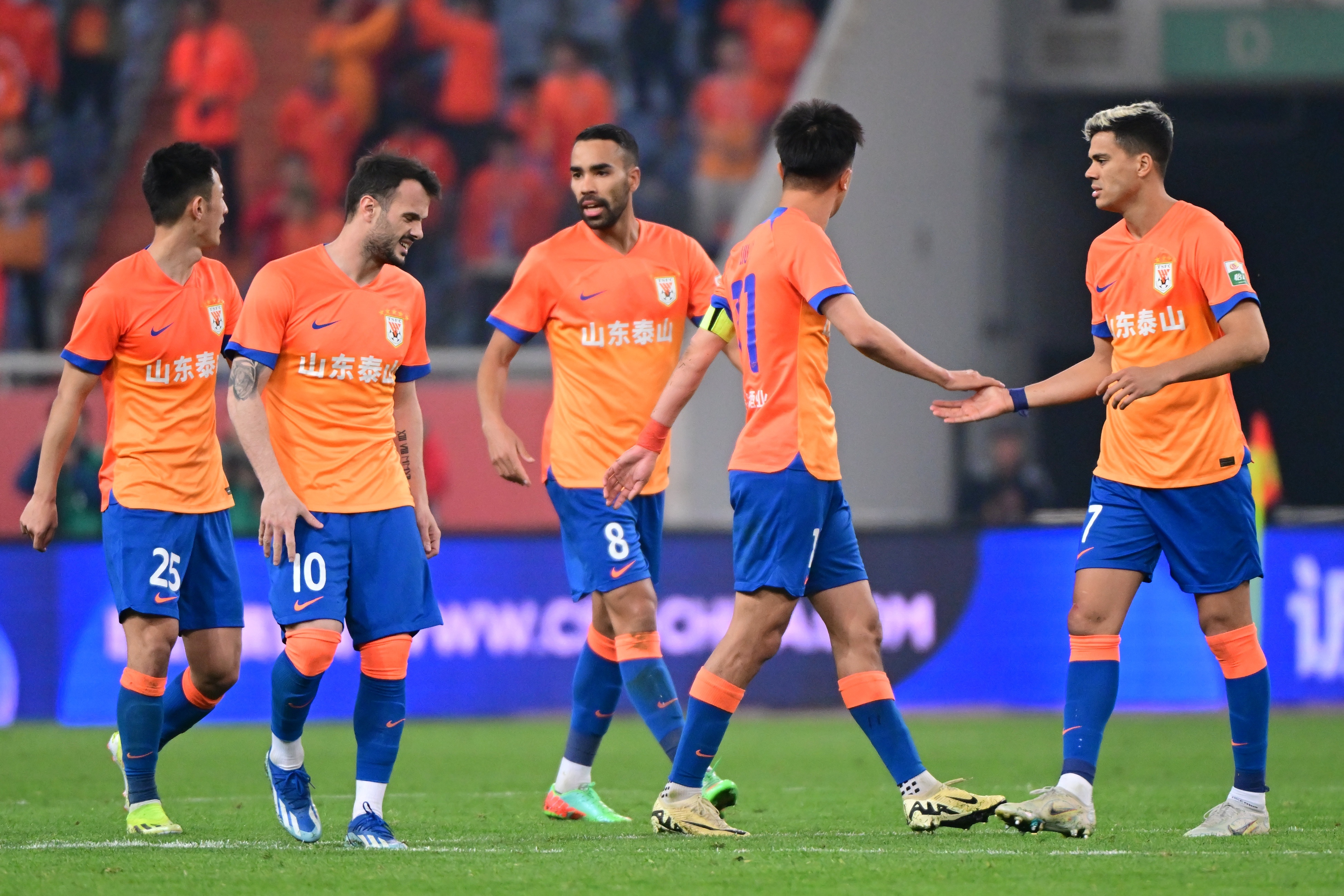 关于国际比赛日欧冠焦点战，山东泰山远射贴柱，信心回归，年轻球员得到机会的信息