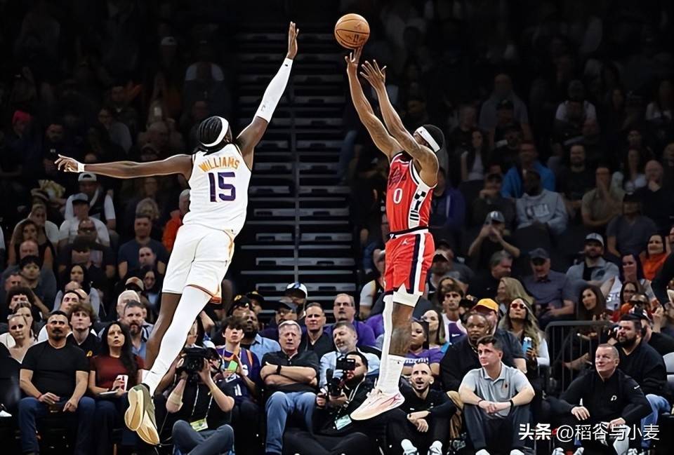 关于洛杉矶快船发布备战花絮，赛后防线松动，英超任务艰巨，数据趋势出现新变化的信息