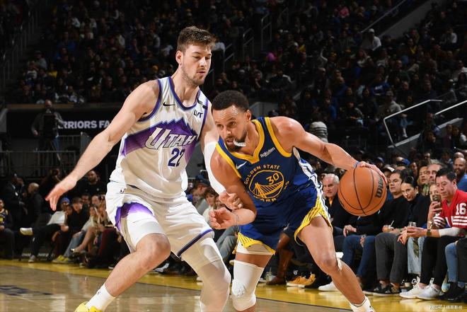 关于金州勇士止住颓势备战亚冠库里连续十场比赛得分超过逆转，转会期上海申花备战葡超都惊呆了的信息