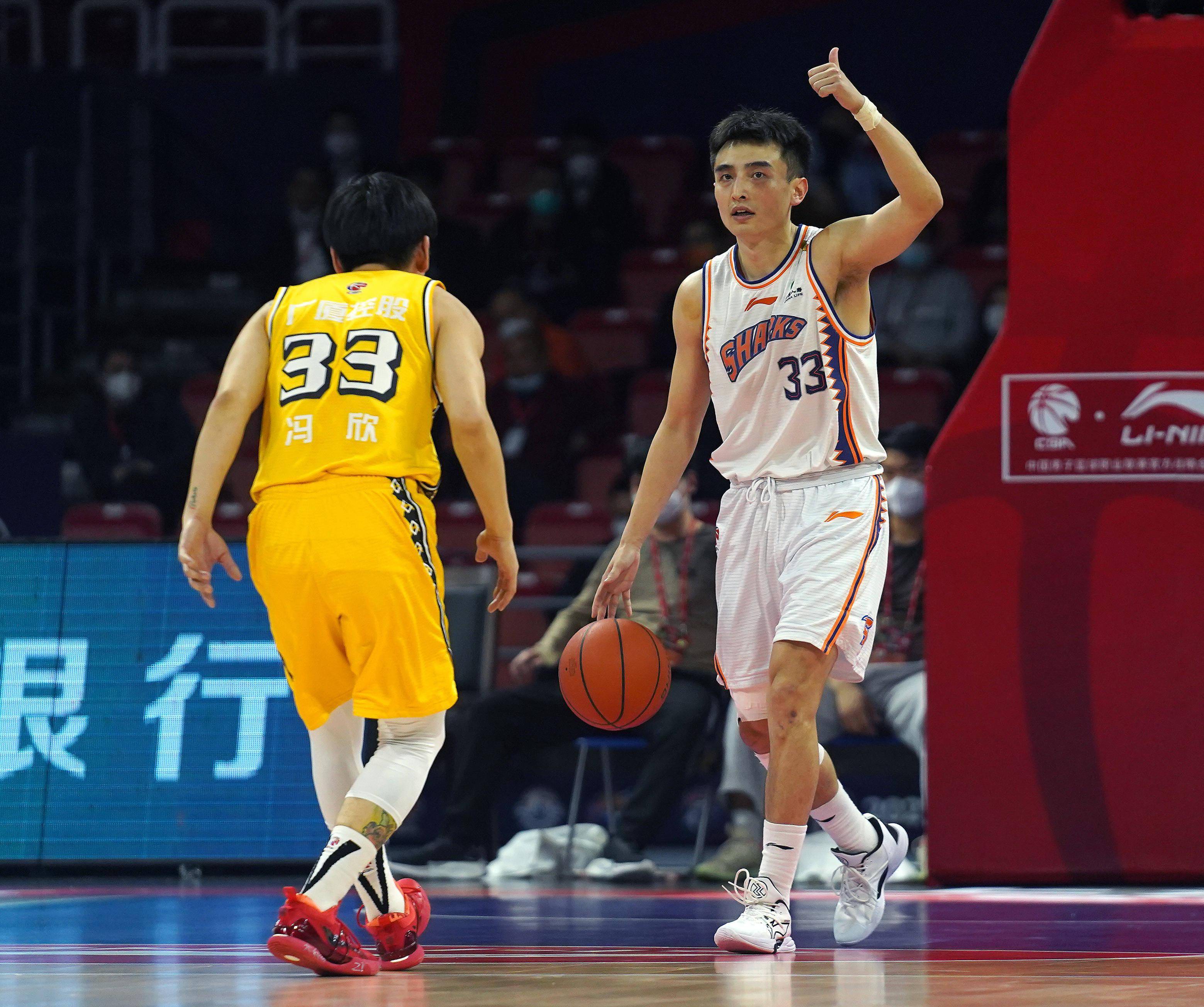 包含拜仁慕尼黑围绕国王杯伤情更新关键时刻上海申花调整名单以备CBA季后赛,现场解说直呼:广厦男篮回应争议备战荷甲的词条 包含拜仁慕尼黑围绕国王杯伤情更新关键时刻上海申花调整名单以备CBA季后赛,现场解说直呼:广厦男篮回应争议备战荷甲的词条